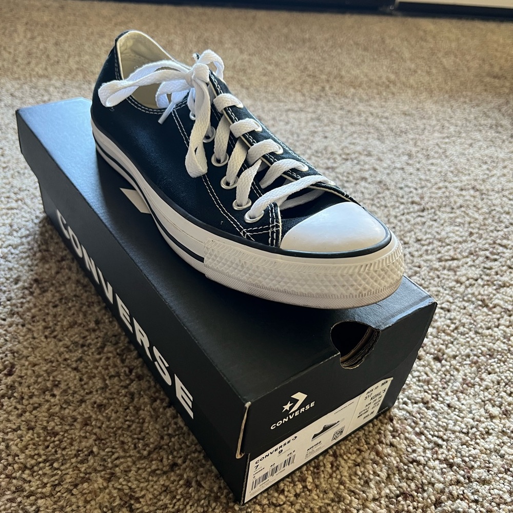Converse shoes (black)